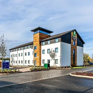 holiday-inn-express-cambridge.cambridgehotelsuk.com/