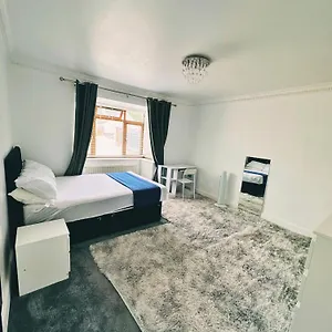 blue-hillingdon.brighton-hotels-england.com/